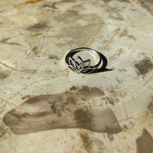 Sterling silver ring